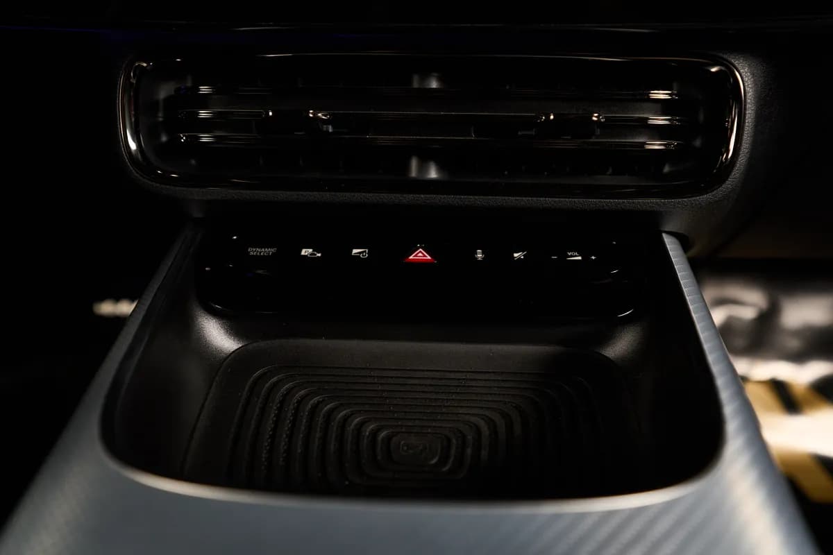 مرسيدس بنز CLA 200 2026