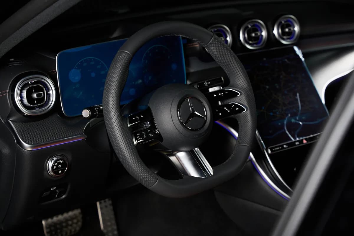 مرسيدس بنز C180 2026