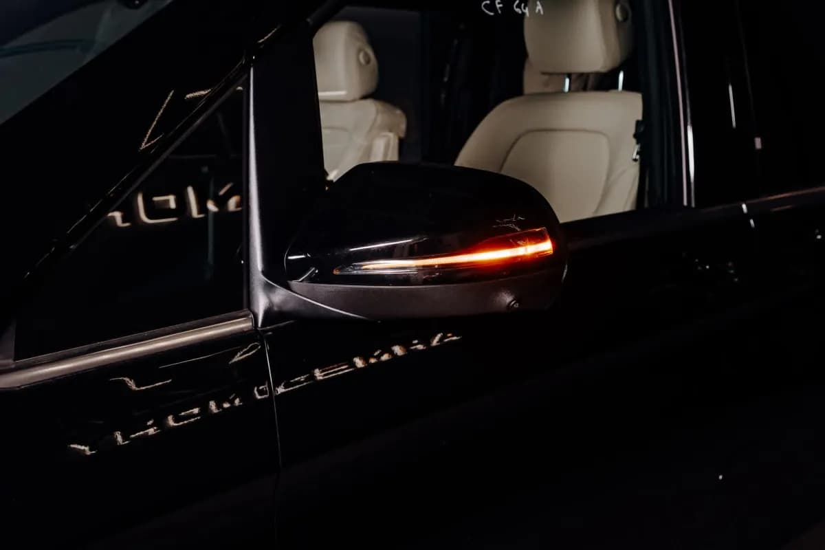 مرسيدس بنز V300 فيانو 2026