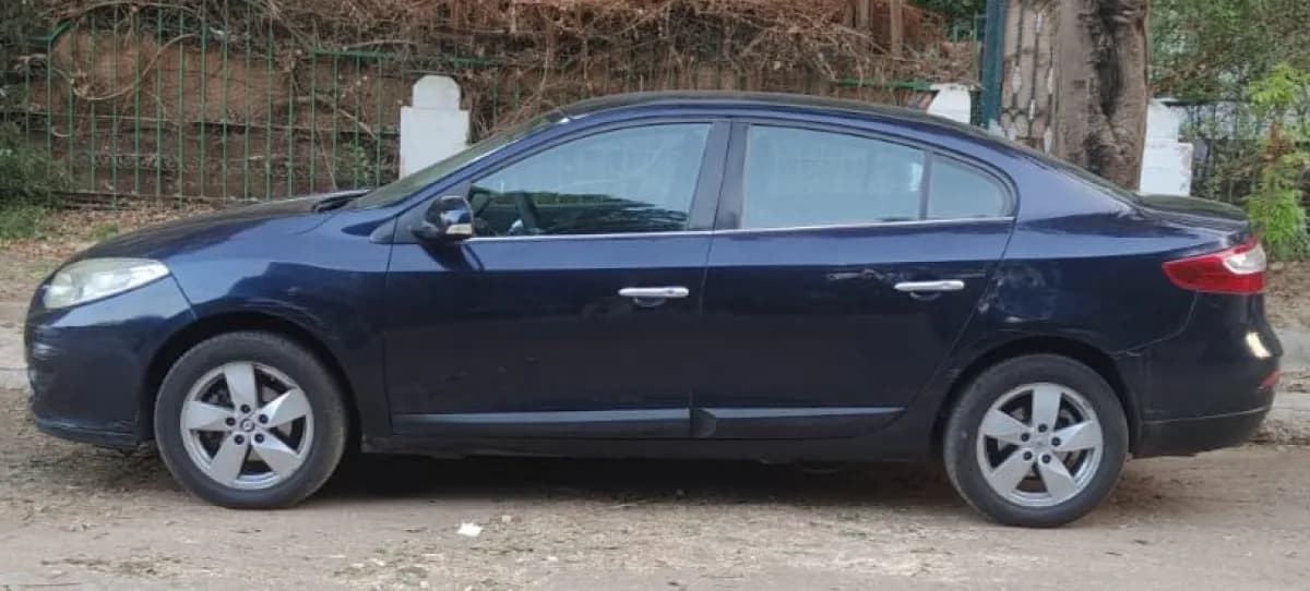 رينو فلوينس 2011