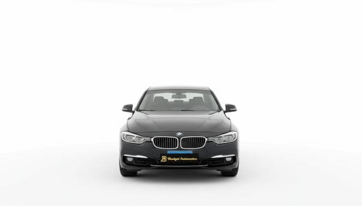 بي ام دبليو 318i 2019 لاكشري أسود أوتوماتيك — مستعملة - 1