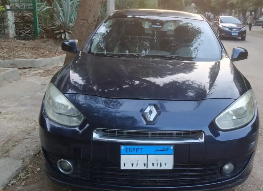 رينو فلوينس 2011 بي اي أزرق غامق أوتوماتيك — مستعملة