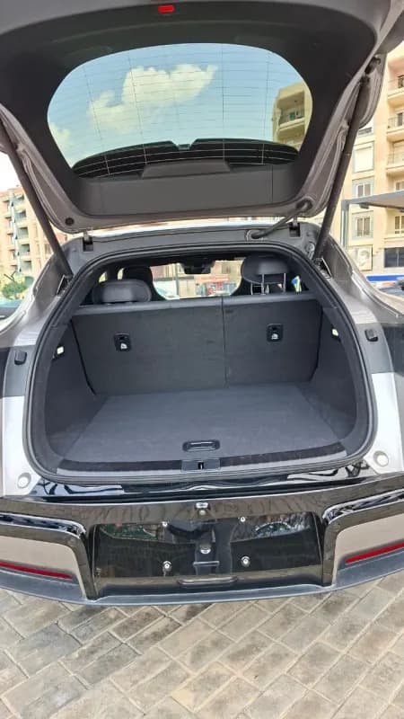 شاومي Yu7 2025 استندارد فضي أوتوماتيك — جديدة