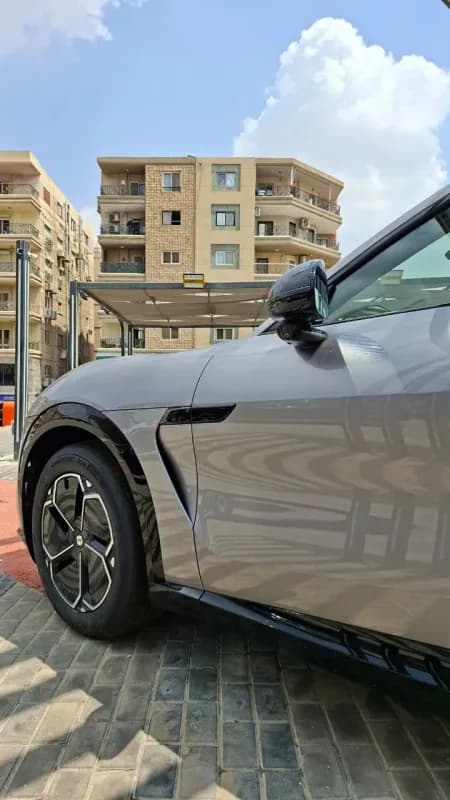 شاومي Yu7 2025 استندارد فضي أوتوماتيك — جديدة