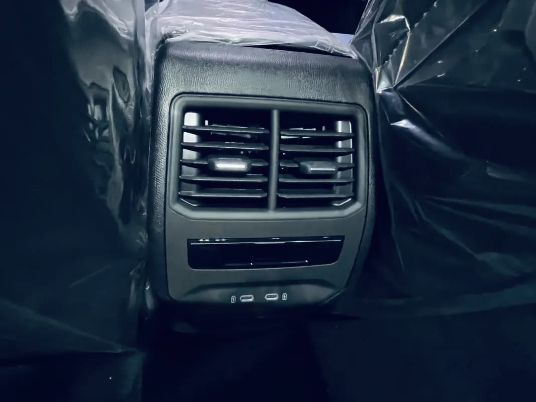 كوبرا ليون 2026