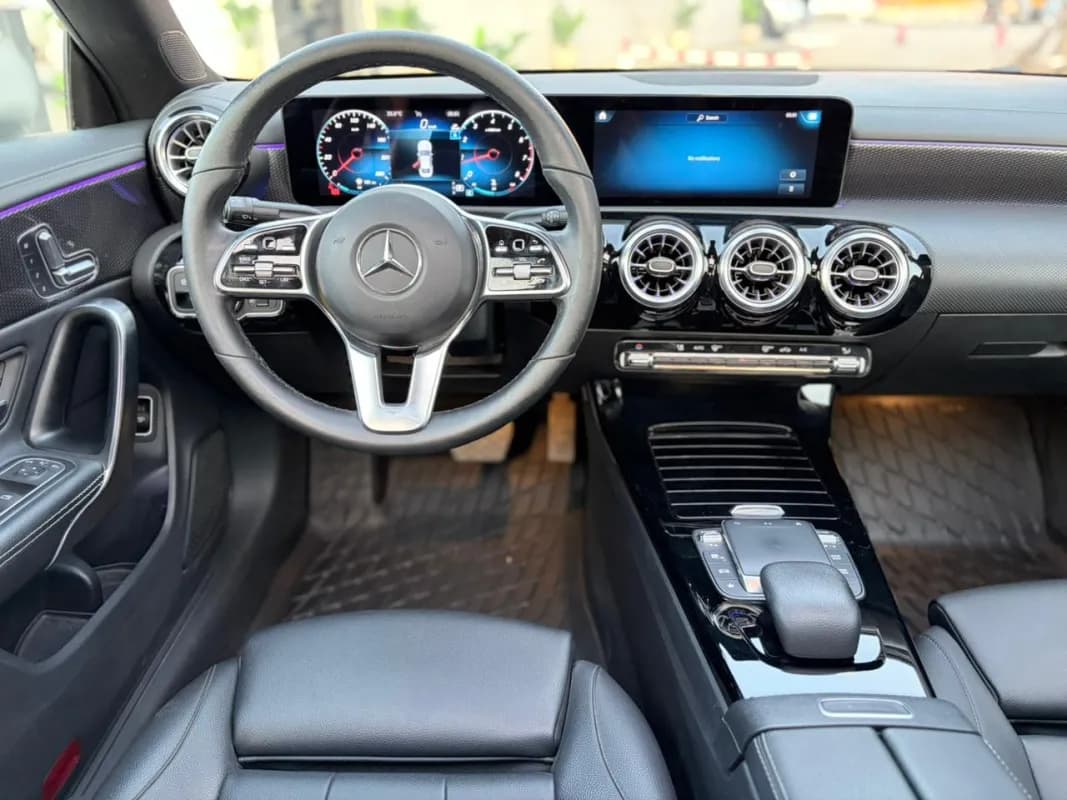 مرسيدس بنز CLA 200 2023