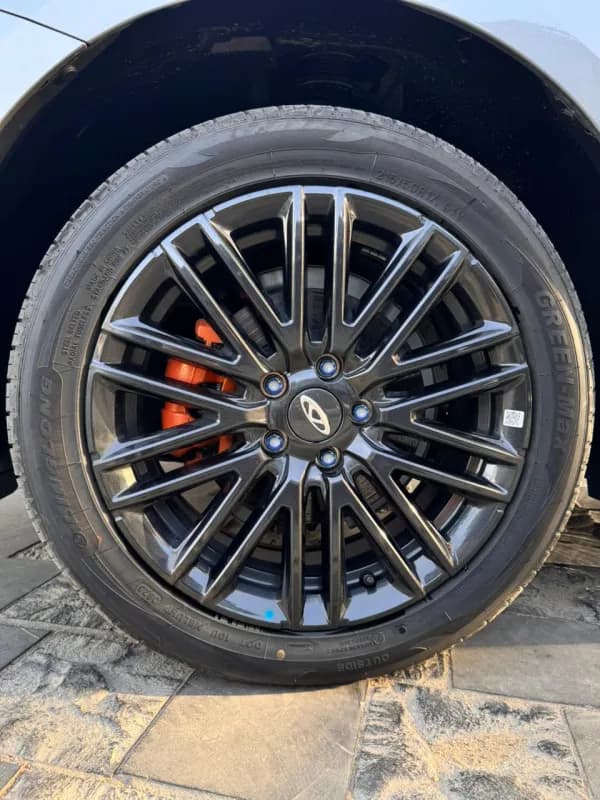 شيري اريزو 8 2026 فلاج شيب رمادي ناقل حركة مزدوج القابض — جديدة