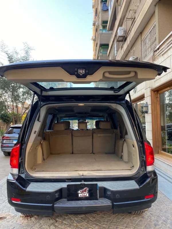 نيسان ارمادا 2010