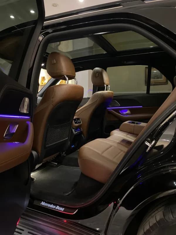 مرسيدس بنز GLE450 2024 ايه ام جي أسود أوتوماتيك — مستعملة