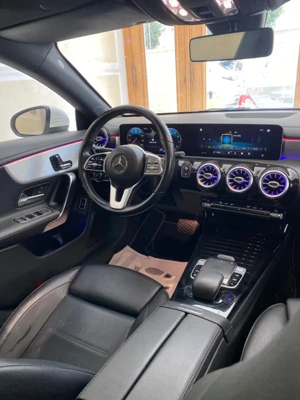 مرسيدس بنز CLA 180 2020