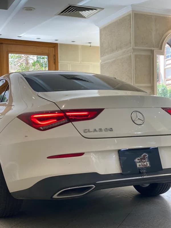 مرسيدس بنز CLA 180 2020 ايه ام جي أبيض أوتوماتيك — مستعملة