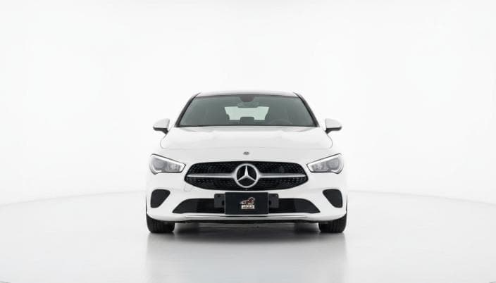 مرسيدس بنز CLA 180 2020