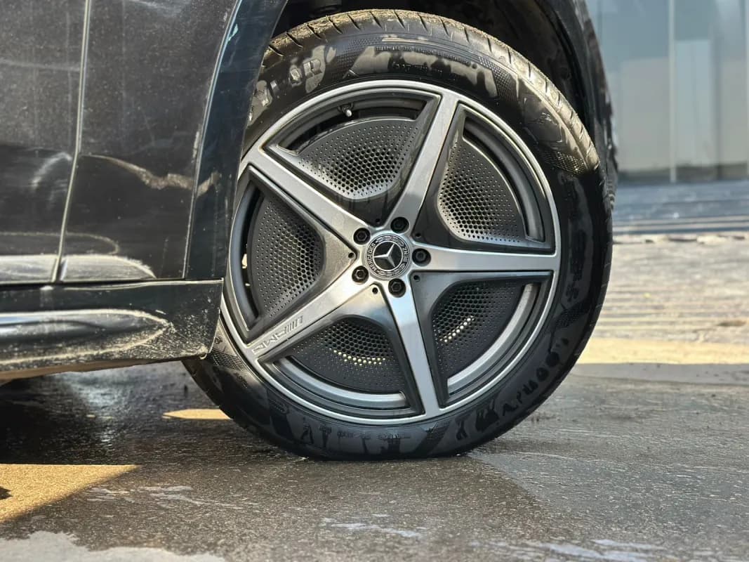 مرسيدس بنز EQS 2023