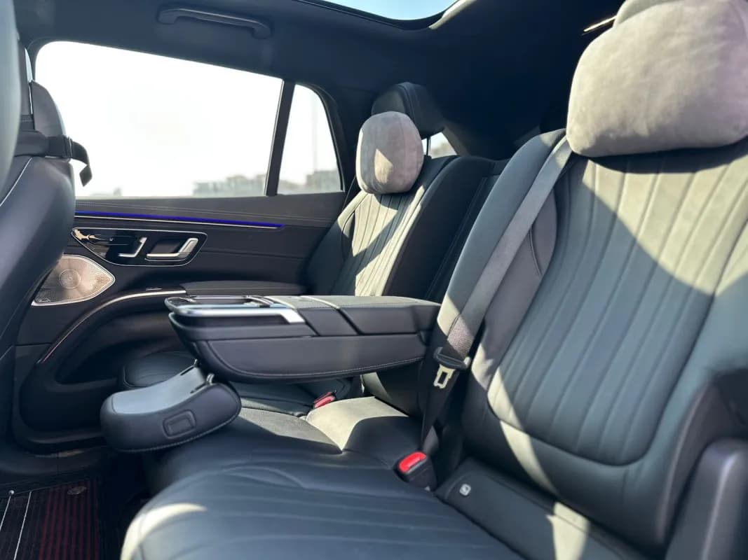 مرسيدس بنز EQS 2023