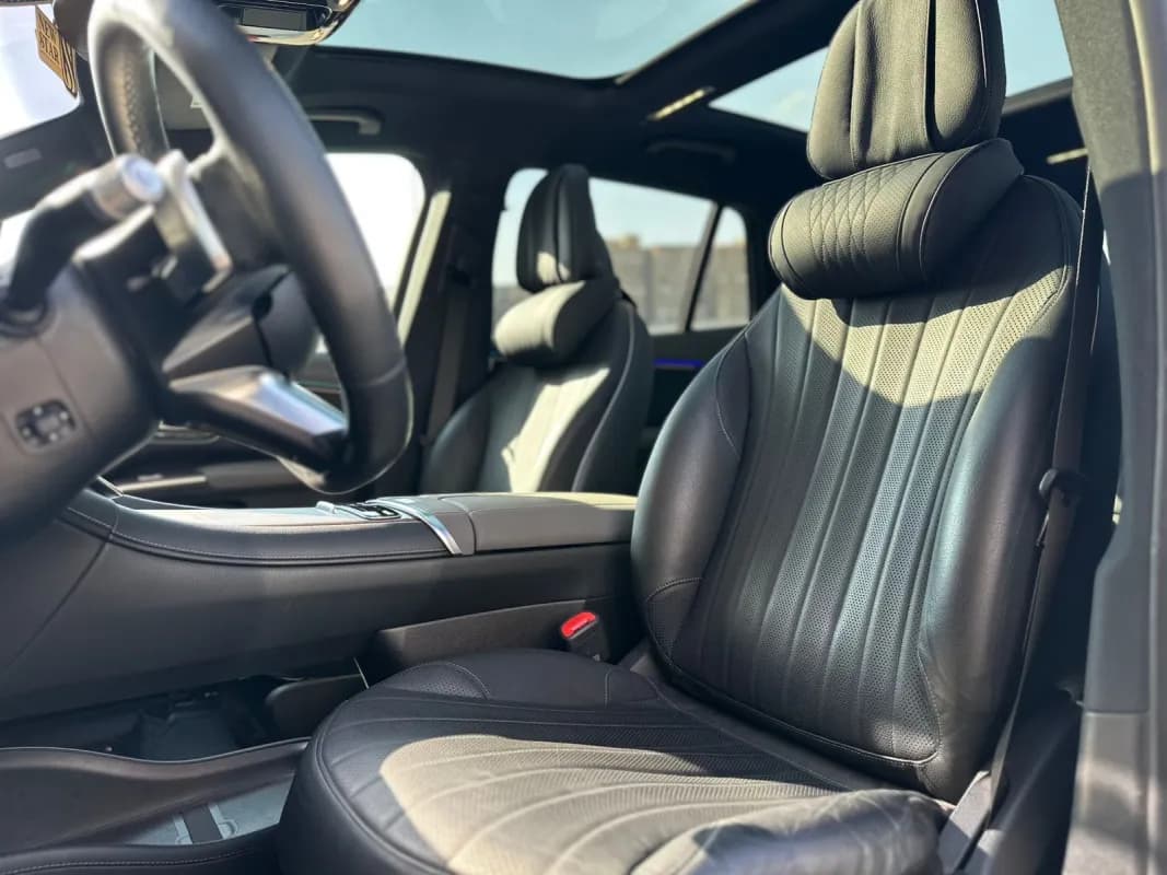 مرسيدس بنز EQS 2023