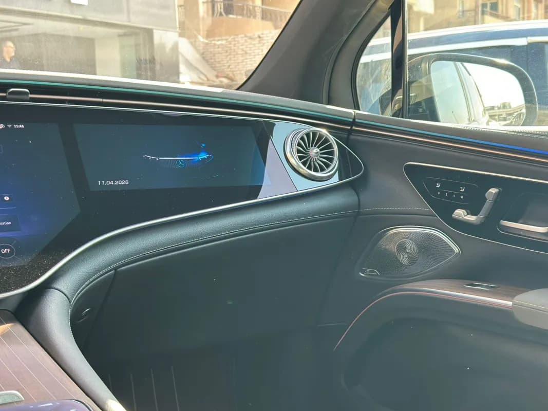 مرسيدس بنز EQS 2023