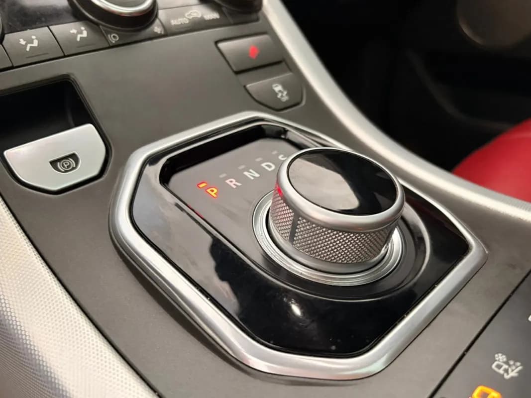 رينج روفر ايفوك 2016