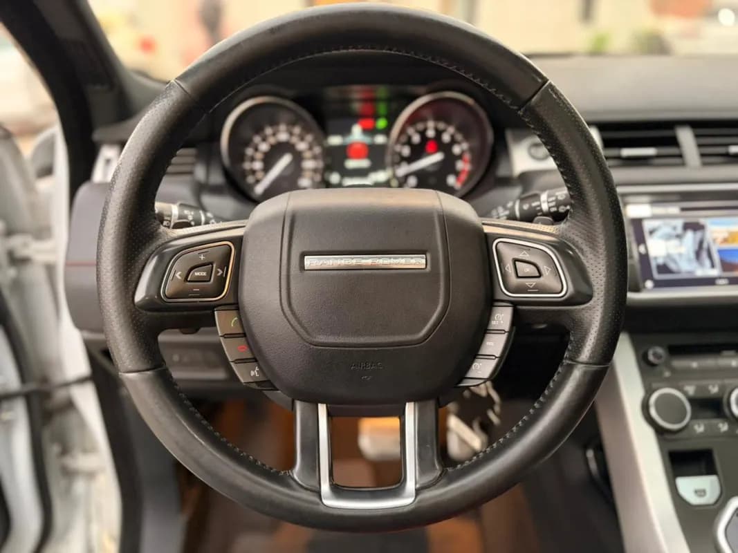 رينج روفر ايفوك 2016