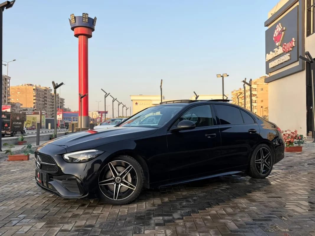 مرسيدس بنز C200 2024