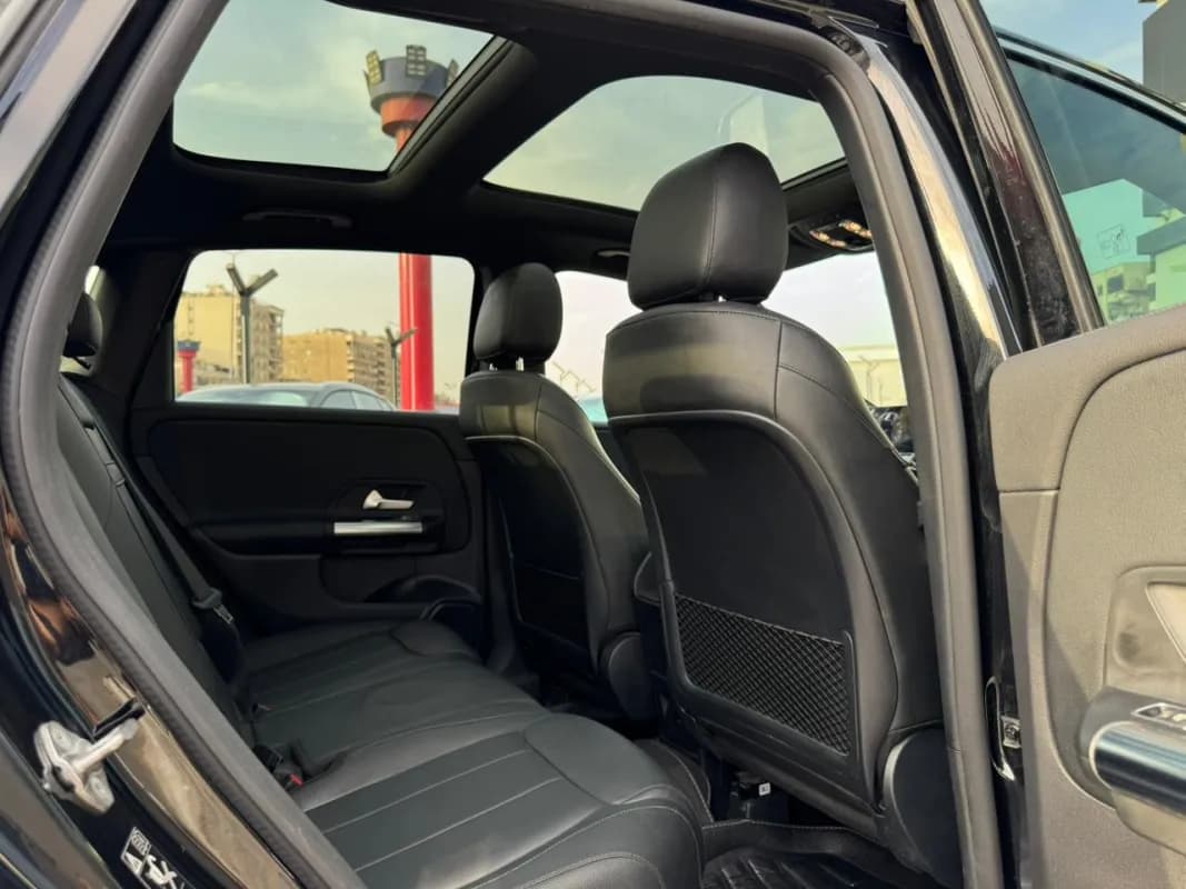 مرسيدس بنز ب 200 2022