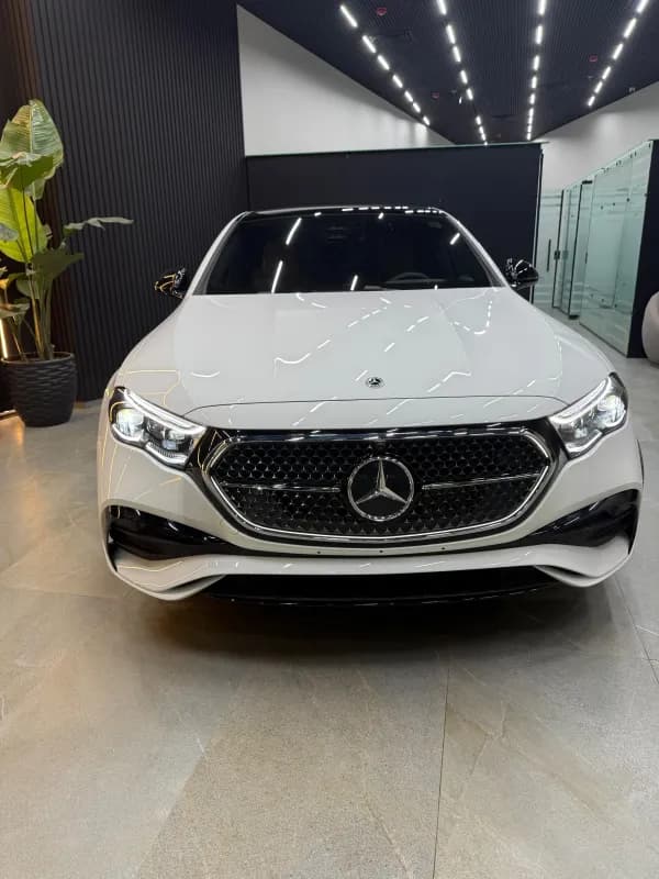 مرسيدس بنز E200 2026