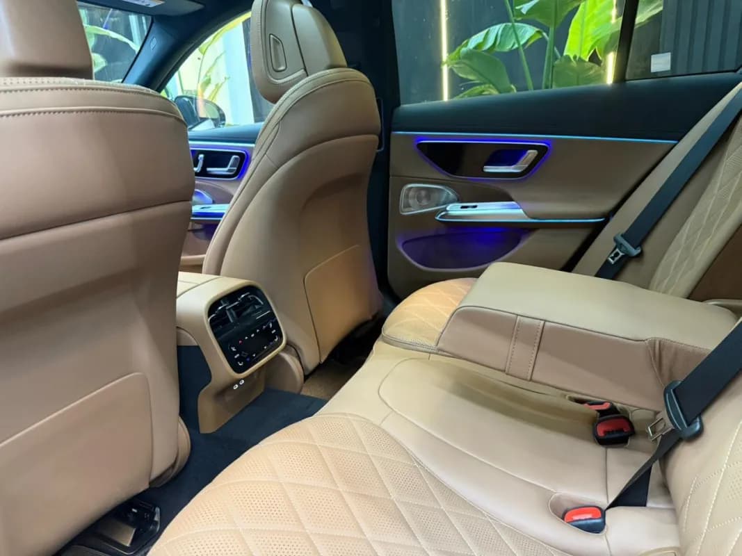 مرسيدس بنز E200 2026