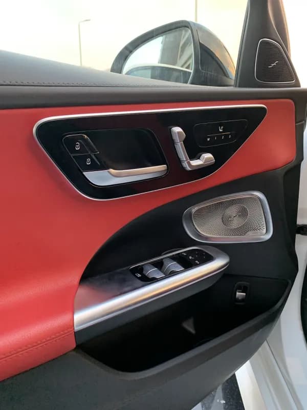 مرسيدس بنز C200 2024