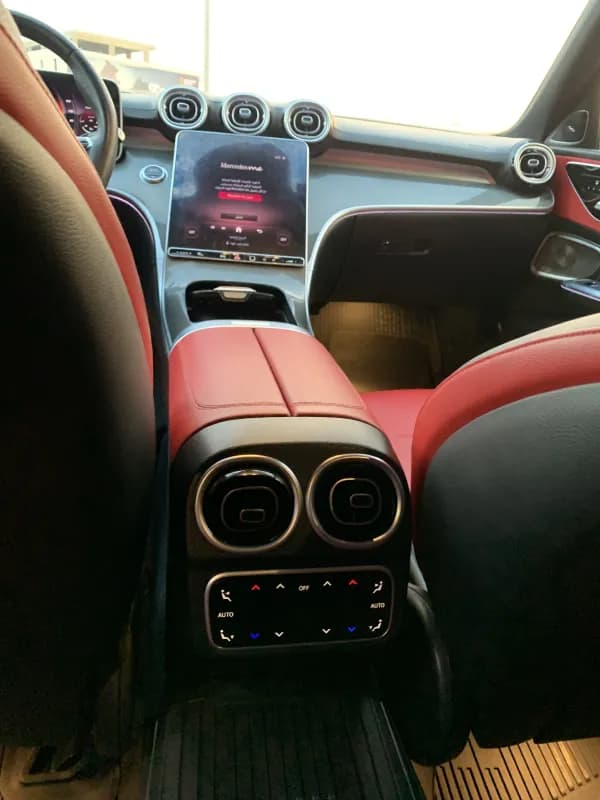 مرسيدس بنز C200 2024