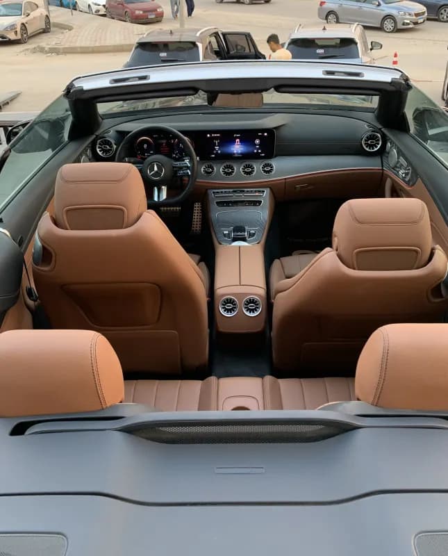 مرسيدس بنز E200 2022