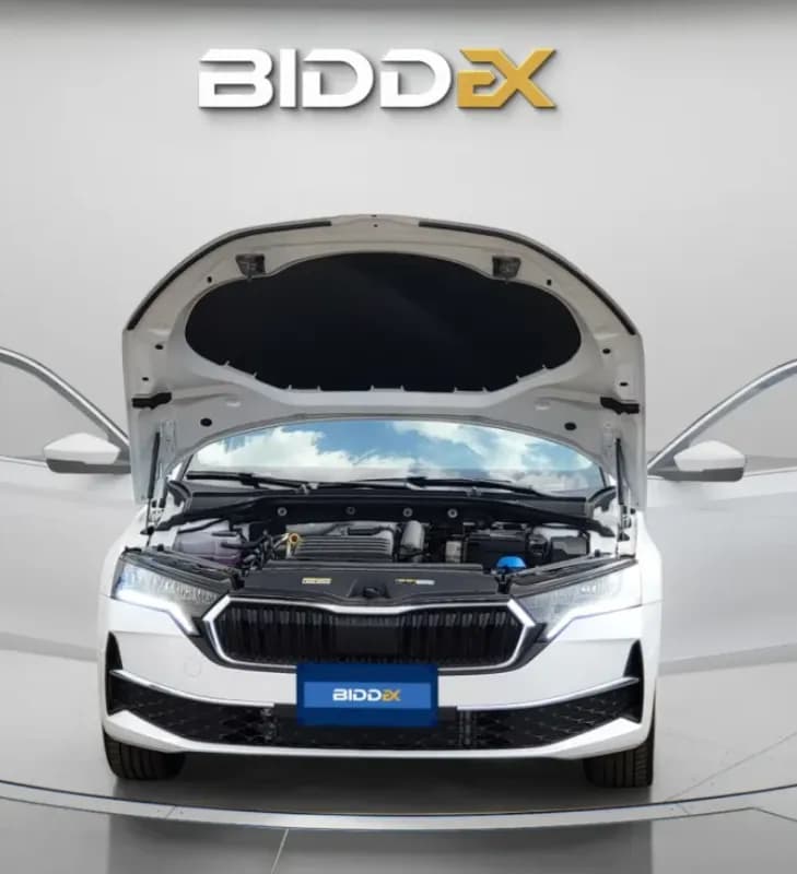 سكودا اوكتافيا A8 2026 لوفت أبيض أوتوماتيك — جديدة