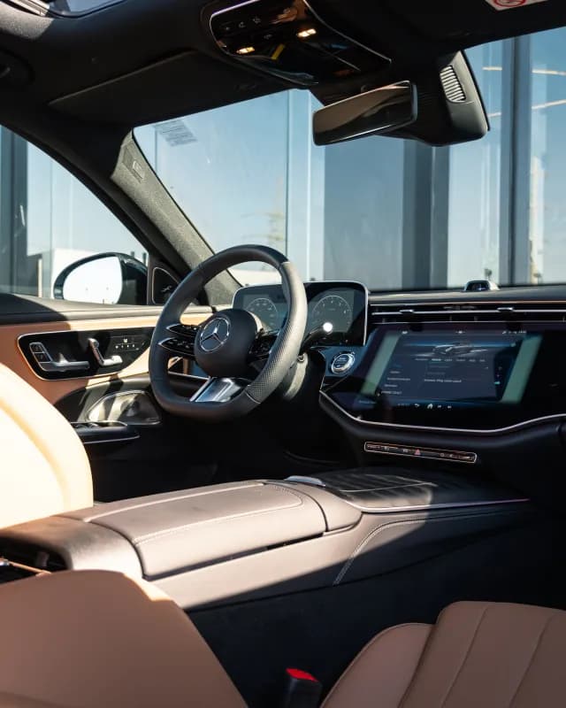 مرسيدس بنز E200 2025