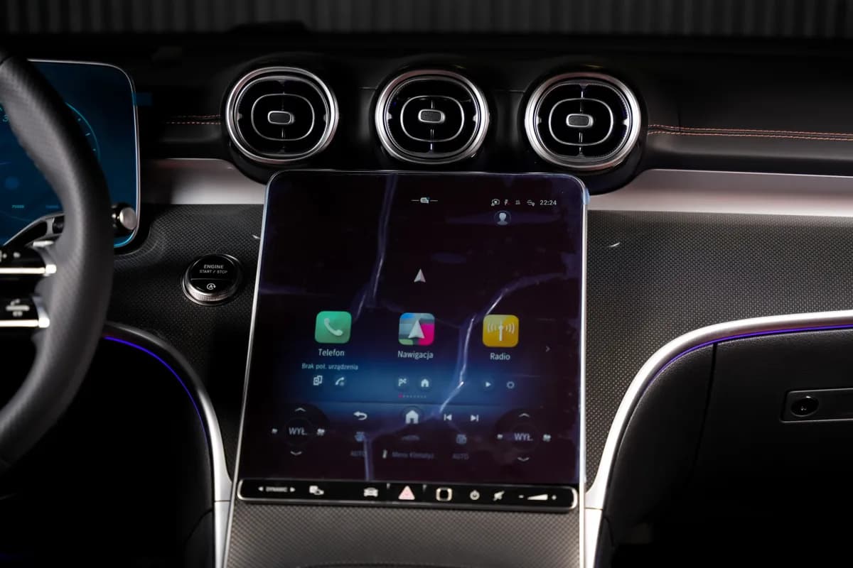 مرسيدس بنز C180 2026