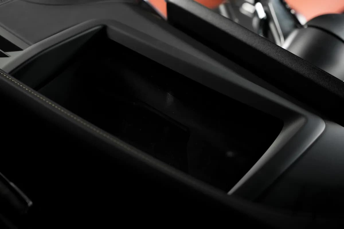 مرسيدس بنز C180 2026