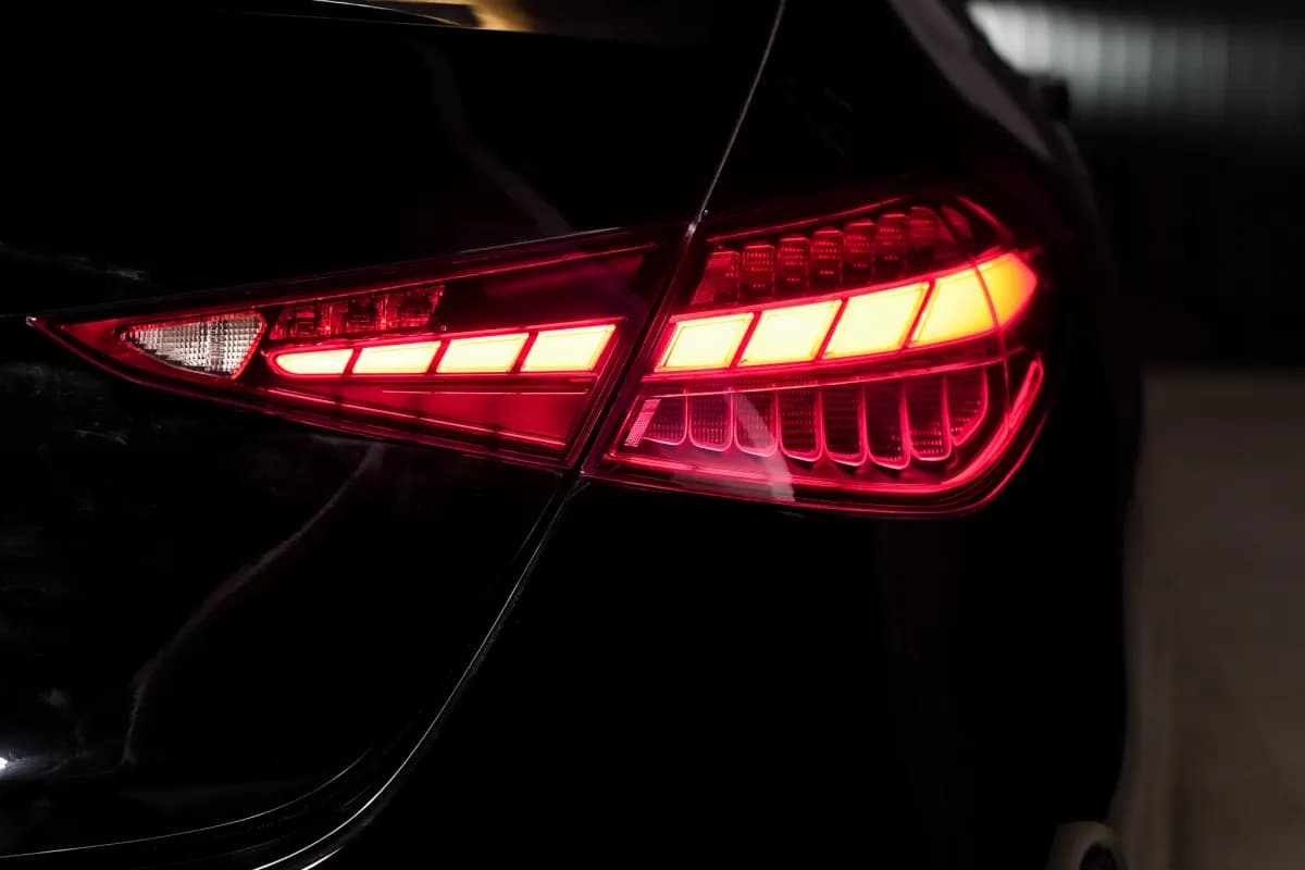 مرسيدس بنز C180 2026