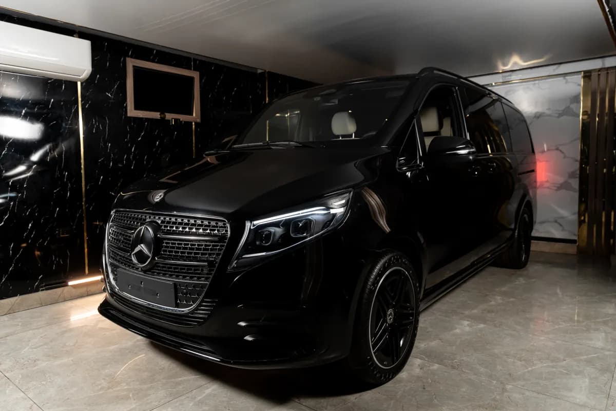 مرسيدس بنز V 300 2026