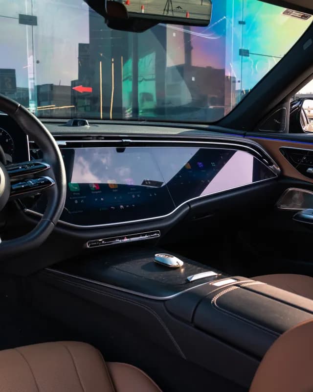 مرسيدس بنز E200 2024