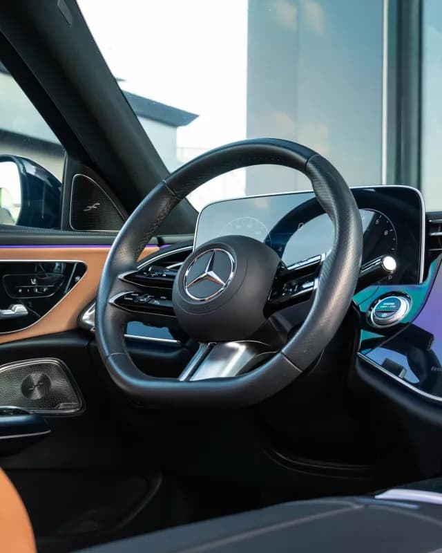 مرسيدس بنز E200 2024