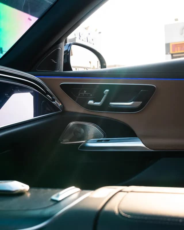 مرسيدس بنز E200 2024