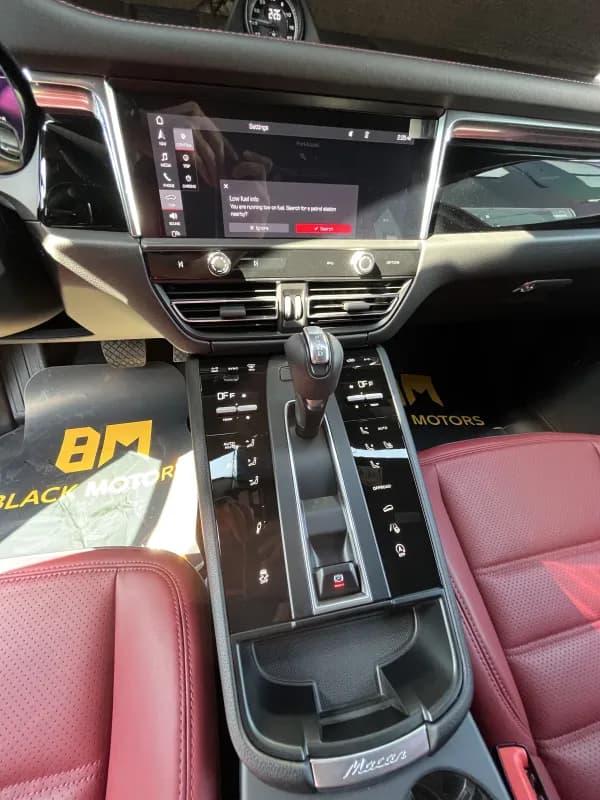 بورش ماكان 2026 تي رمادي إسمنتي فتيس متغير السرعات باستمرار — مستعملة