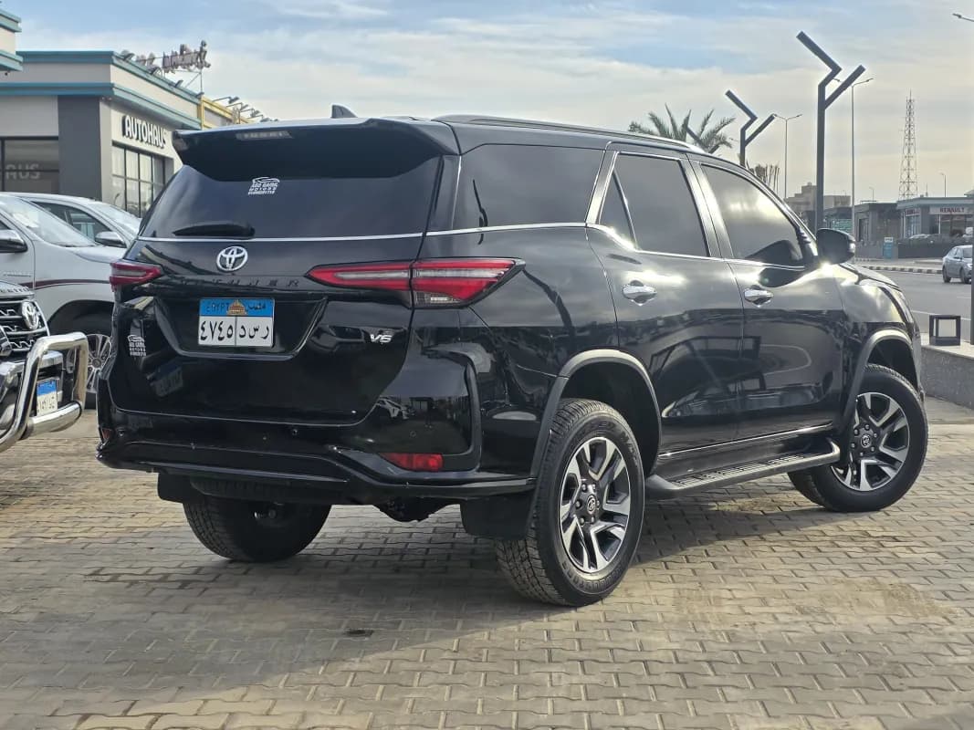 تويوتا فورتشنر 2025