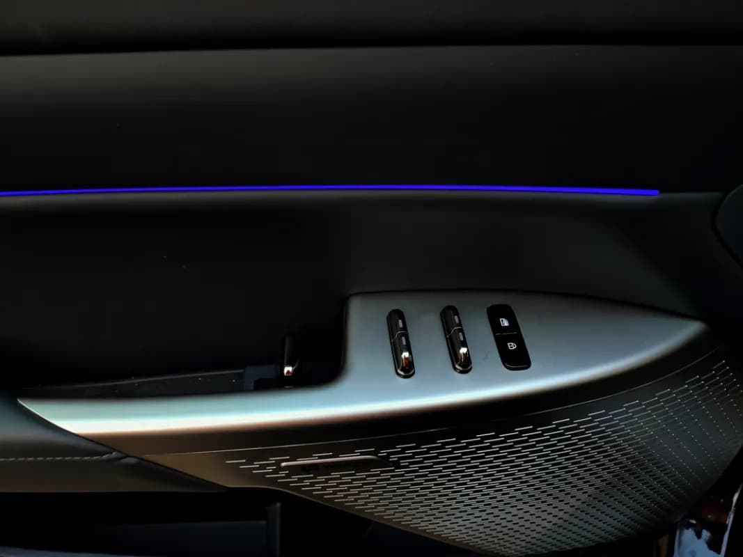 دونج فينج 007 2025