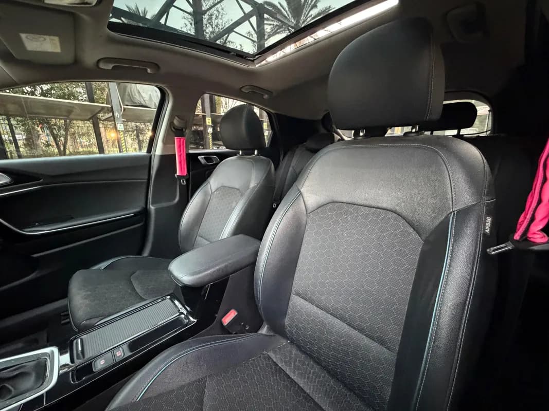 كيا اكسيد 2025