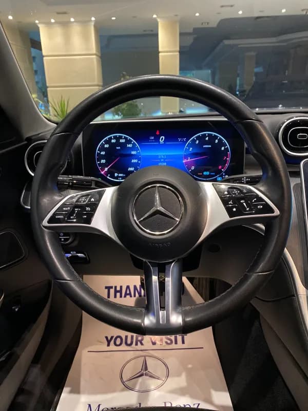 مرسيدس بنز C180 2022