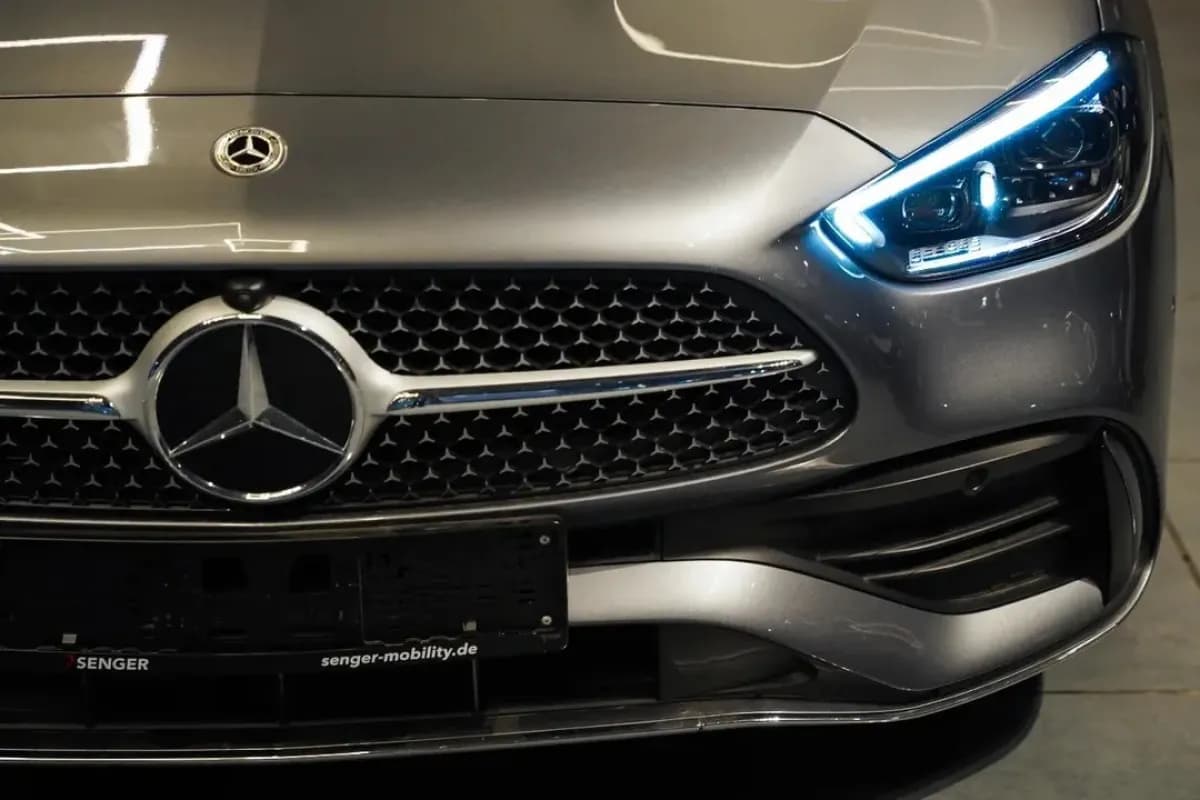 مرسيدس بنز C200 2026