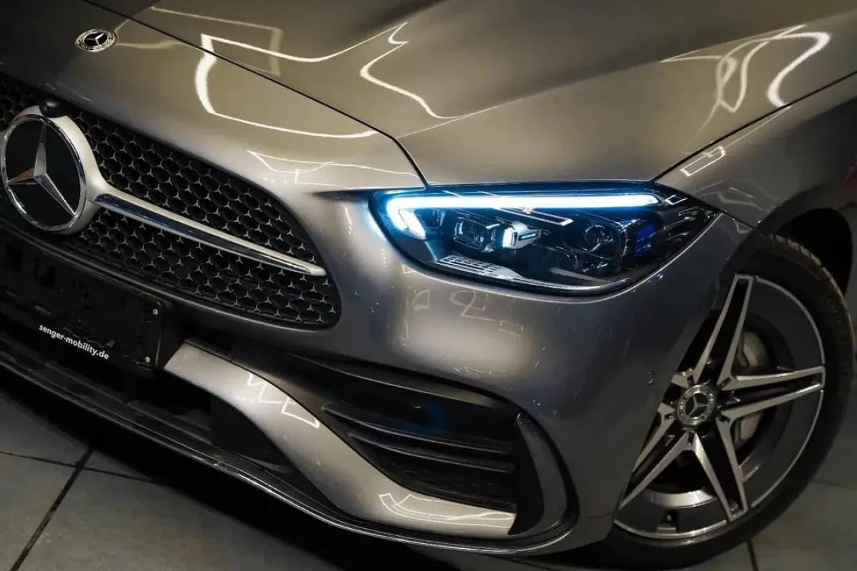 مرسيدس بنز C200 2026