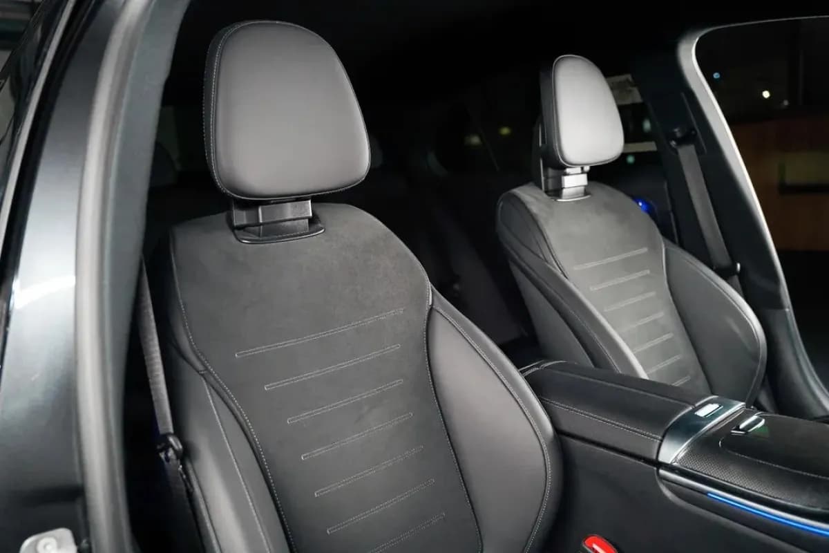 مرسيدس بنز C200 2026