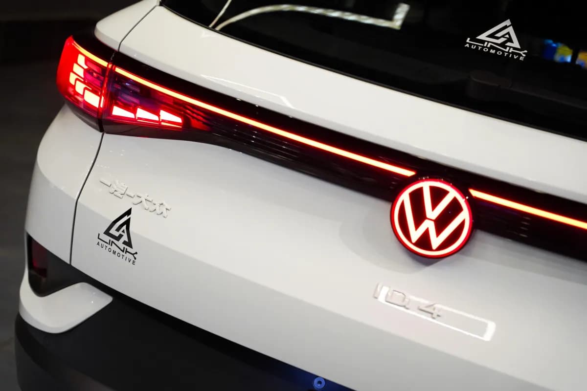 فولكس فاجن اي دي 4 2025