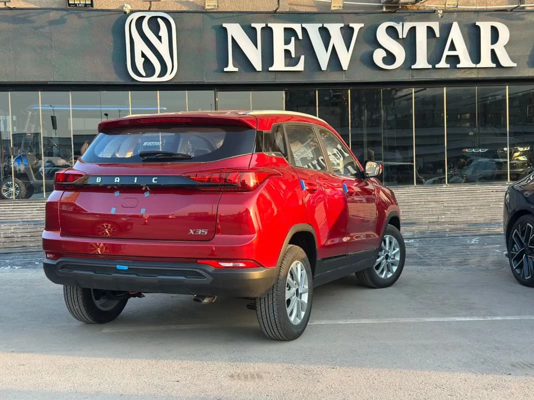 بايك اكس ٣٥ 2026 هاي لاين أحمر أوتوماتيك — جديدة