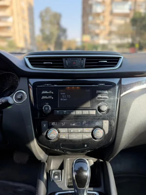 نيسان قاشقاي 2019 ان سبورت أحمر أوتوماتيك — مستعملة