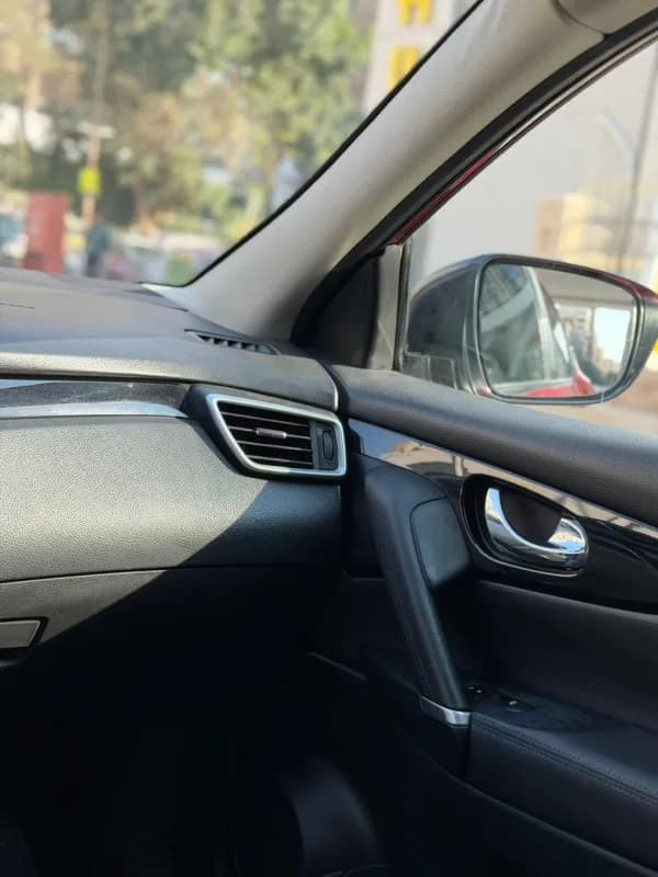 نيسان قاشقاي 2019 ان سبورت أحمر أوتوماتيك — مستعملة